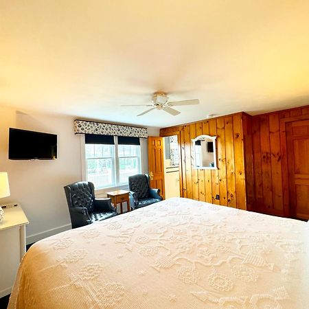 Winstead Beach Resort Harwich Port Extérieur photo