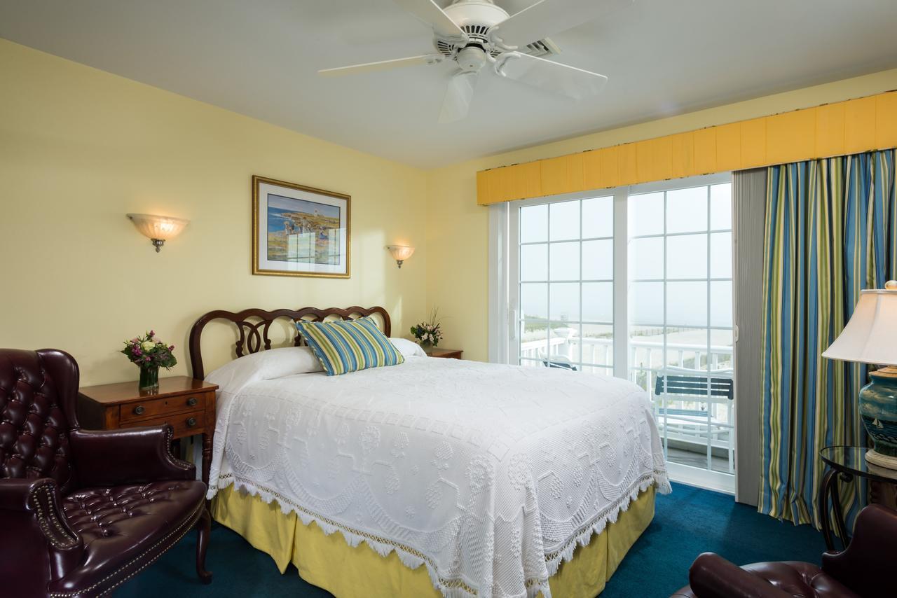 Winstead Beach Resort Harwich Port Extérieur photo